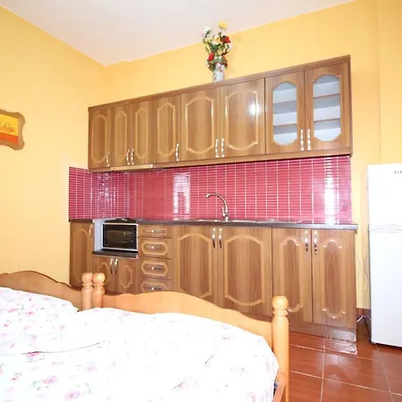 Anxhelos' Flats Himare