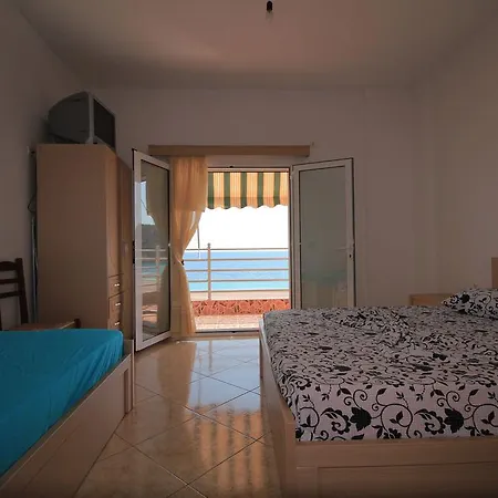 Appartement Anxhelos' Flats Himarë