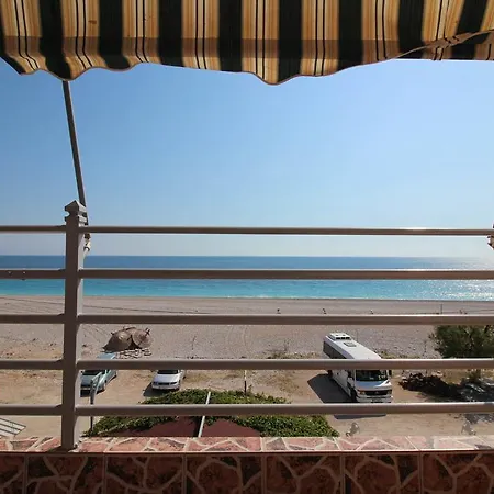 Anxhelos' Flats * Himare