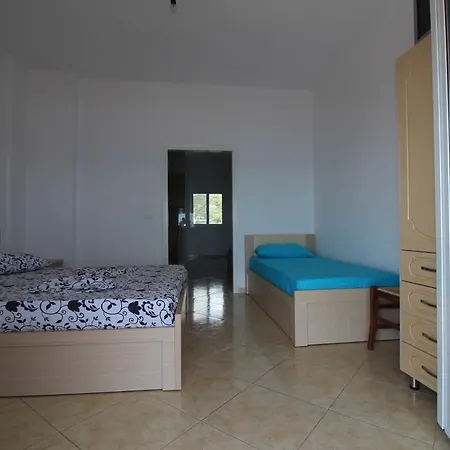 Anxhelos' Flats Apartment