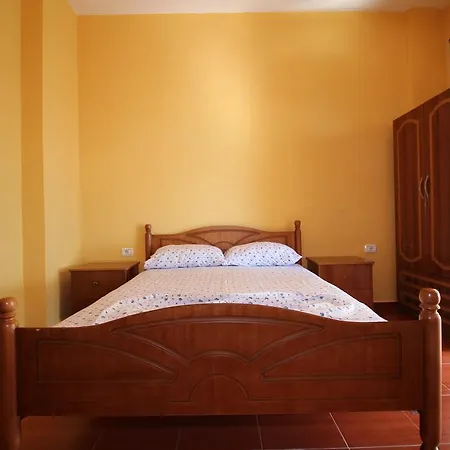 Apartment Anxhelos' Flats Himare