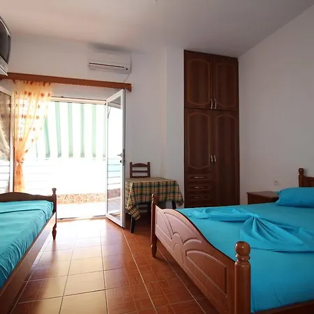 Appartement Anxhelos' Flats